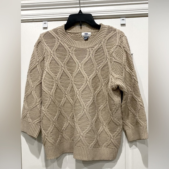 Old Navy Sweaters - Old Navy ladies tan pull over crew sweater 3/4 sleeve Size XL
